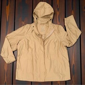 L.L. Bean Women's Tan Hooded Spring Rain Jacket Size 3X Regular
